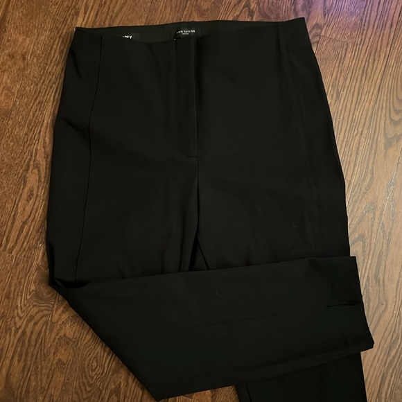 Ann Taylor | The Petite Audrey Ankle Pant in Bi-Stretch - Picture 3 of 6
